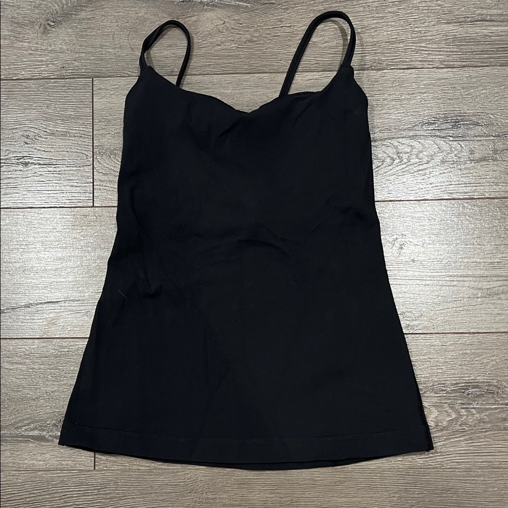 Lululemon Women’s Black Workout Tank Top. Size 6